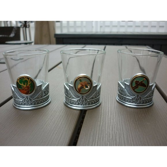 FRANKLIN MINT SPORTSMAN FISH GAME 12 PC Shot Glass - Picture 6 of 8